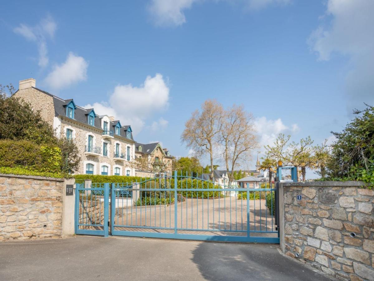 Apartment Le Parc Du Prieure By Interhome Dinard Eksteriør bilde